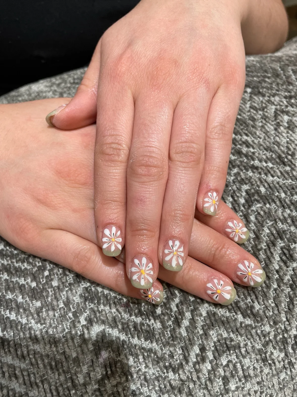 19723575660_15717990243_1_1702965826479