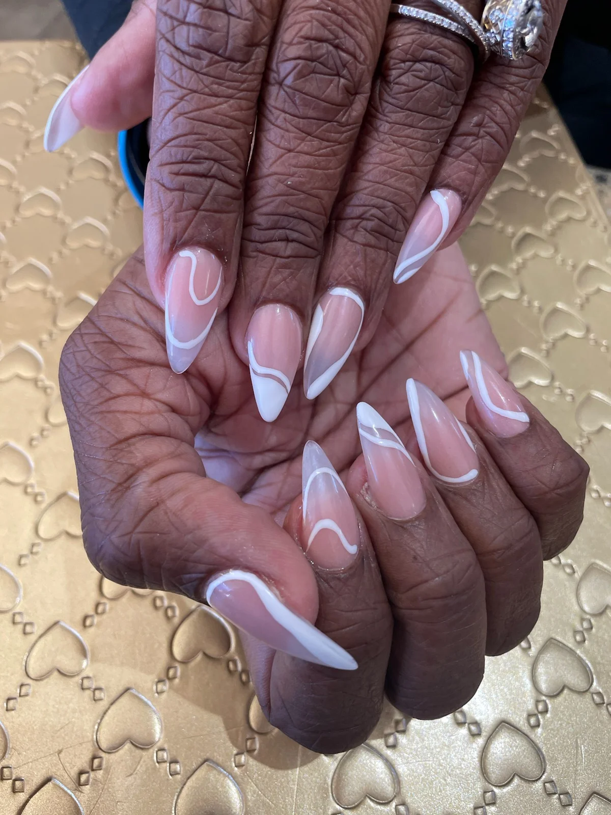 19723575660_15717990243_1_1702965869270